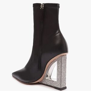 Schutz Flipa Glam Bootie size 7.5 in black BRAND NEW